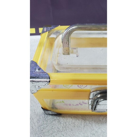 Vintage Yellow Comestic Jewelry Fun Treasure Cool Stuff Box 7" x 4 1/2" x 4 1/8" - Picture 7 of 9